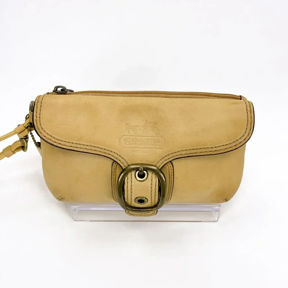 COACH Bleeker Wristlet - Picture 9 of 14